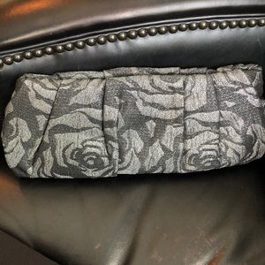 Nice clutch. Light and dark grey.